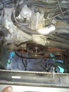 タイミングベルト交換作業
