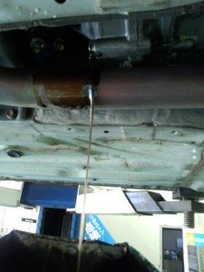 ミッションオイル抜き